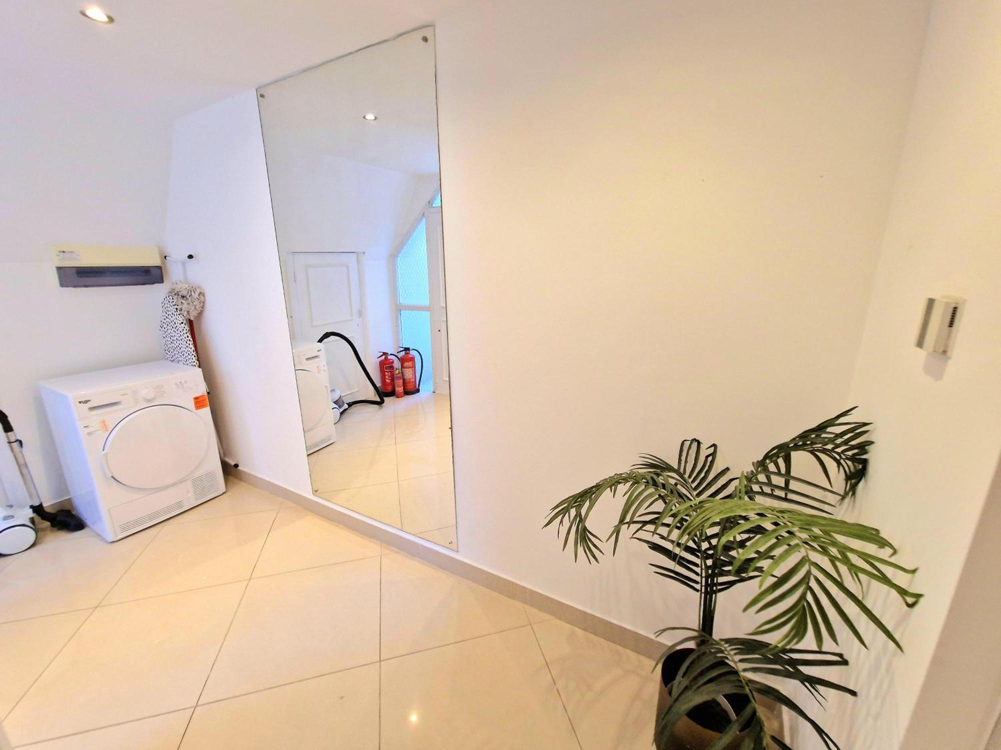 Modern Hyde Park Home With Private Entrance & Private Back Patio Near Bayswater & Paddington Stations Лондон Экстерьер фото
