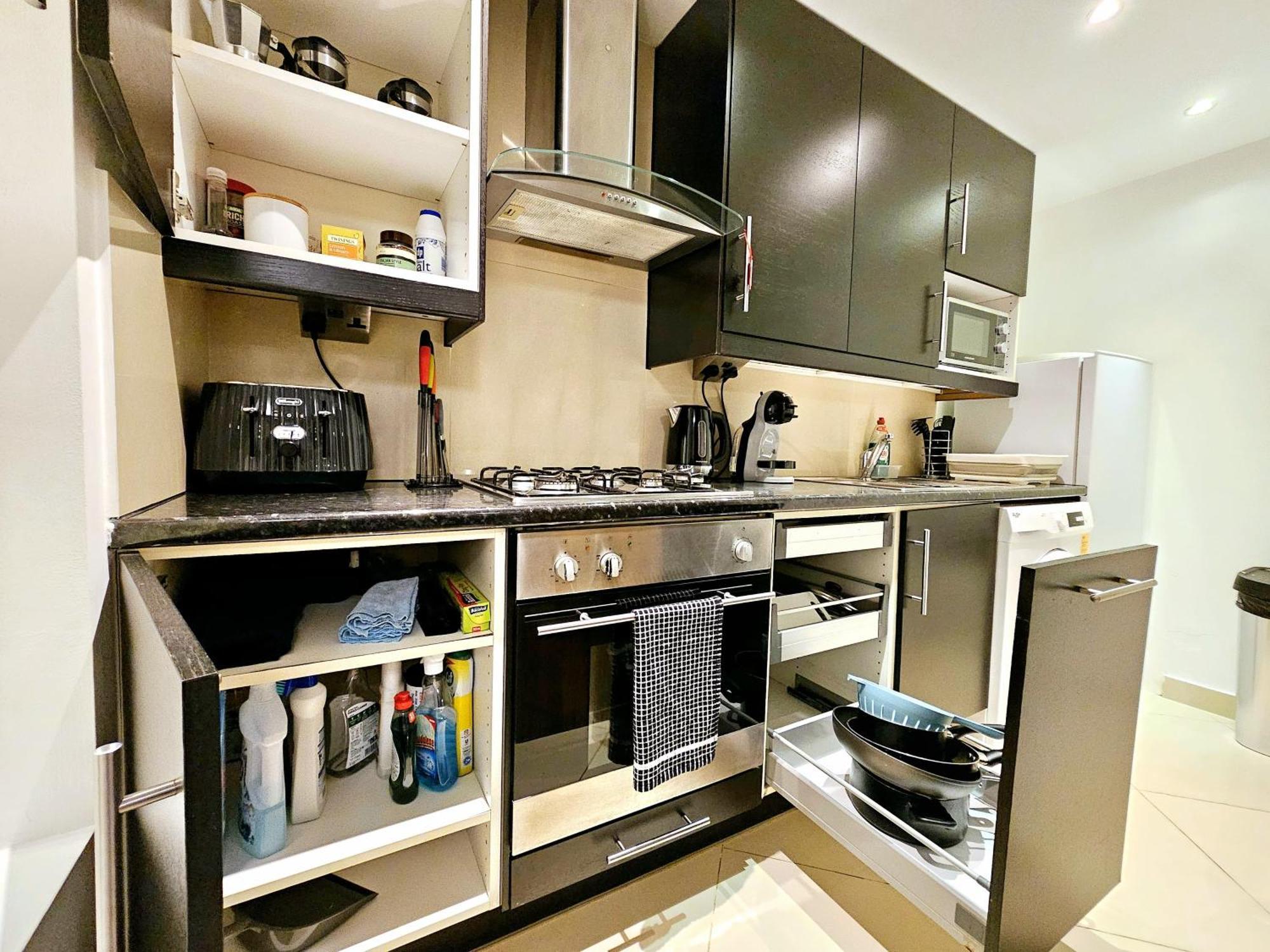 Modern Hyde Park Home With Private Entrance & Private Back Patio Near Bayswater & Paddington Stations Лондон Экстерьер фото